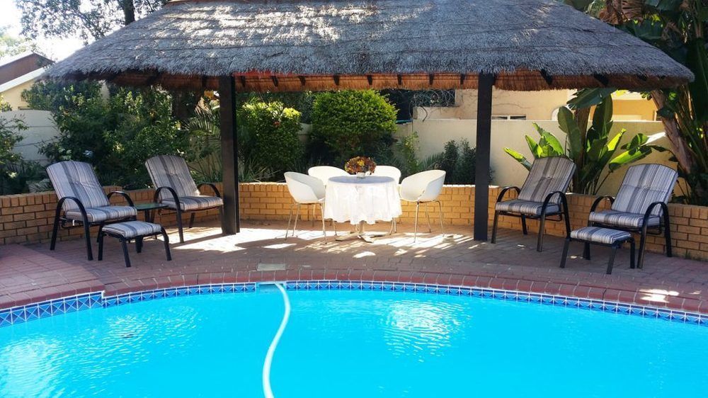 Sollunaa Guesthouse Sandton Exteriör bild